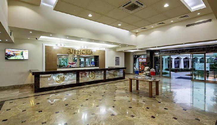 Euphoria Palm Beach Resort