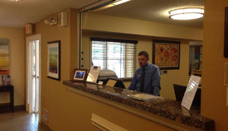 Candlewood Suites Dallas -By The Galleria