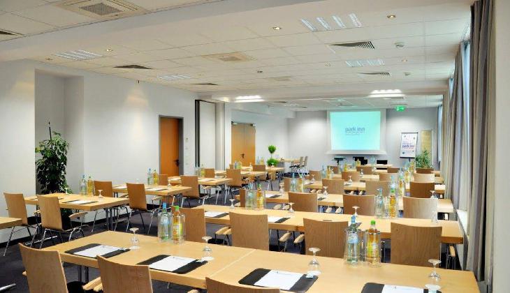 Park Inn by Radisson Berlin City West