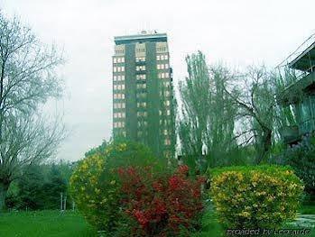 هتل هرازدان ایروان