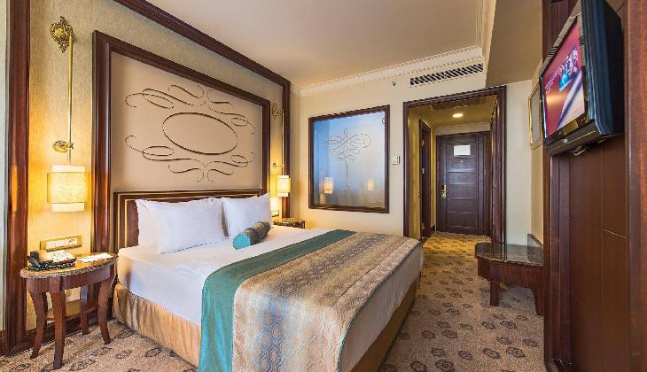 هتل الیت ورد تکسیم