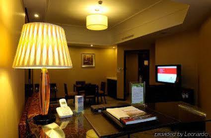 Merry Hotel Shanghai