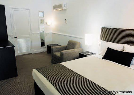 Comfort Inn & Suites Northgate Airport Motel