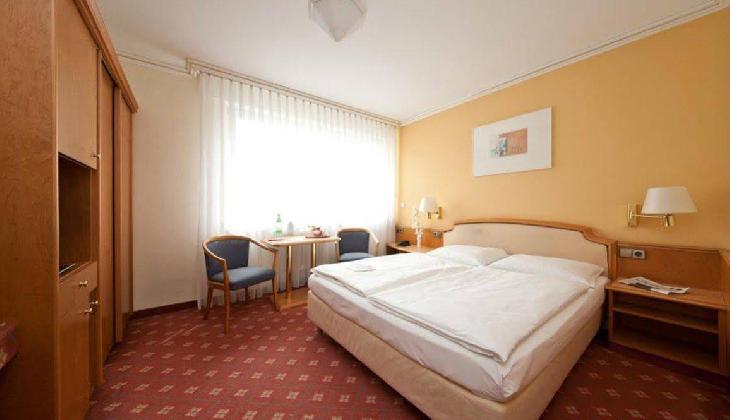 Novum Hotel Rieker Stuttgart Hauptbahnhof