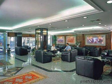 هتل گرند هیلاریوم