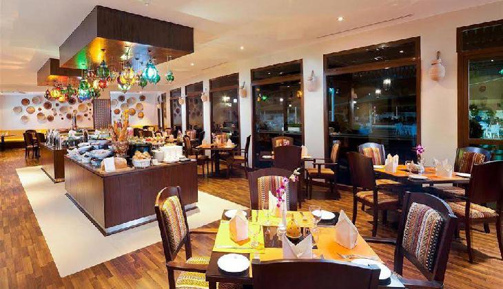 Al Falaj Hotel