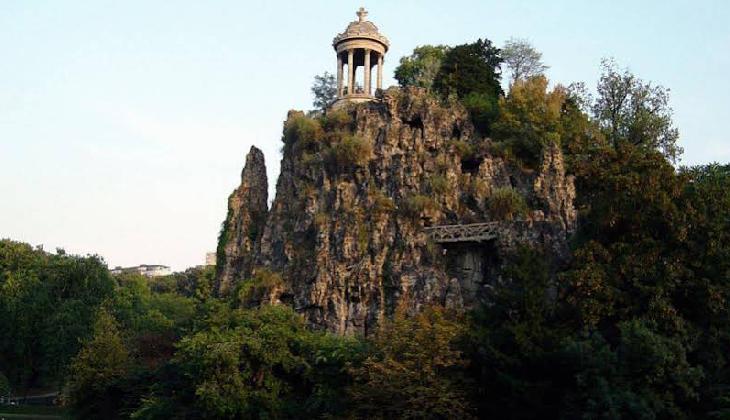 Hipotel Paris Buttes Chaumont Pyrénées