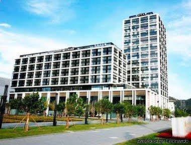 Howard Johnson Parkland Hotel Dalian