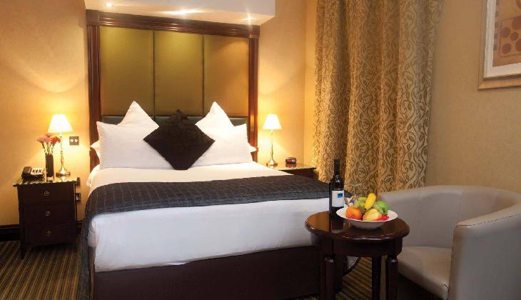 Park Grand Paddington Court