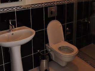 Huxley Hotel Old City