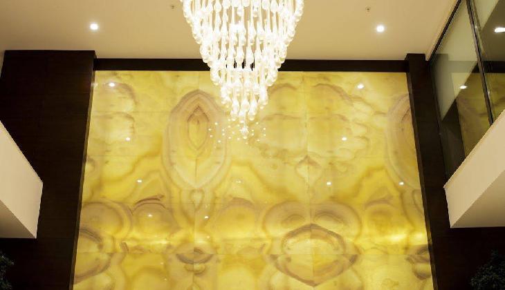 هتل گرند آراس سوئیت