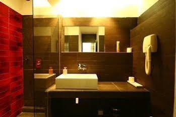 M&J Place Hostel Rome