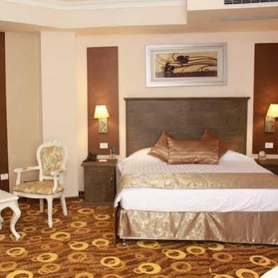 هتل امپریال پالاس