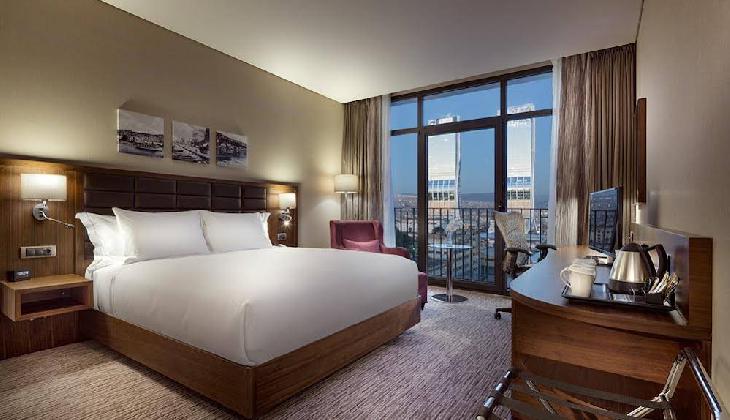 Hilton Garden Inn Izmir Bayrakli