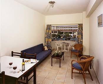 Jacaranda Hotel Apartments