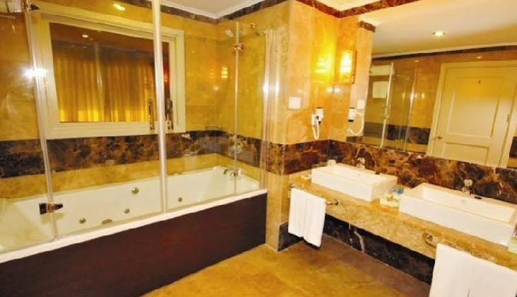 Dream Hill Asia Business Deluxe Hotel