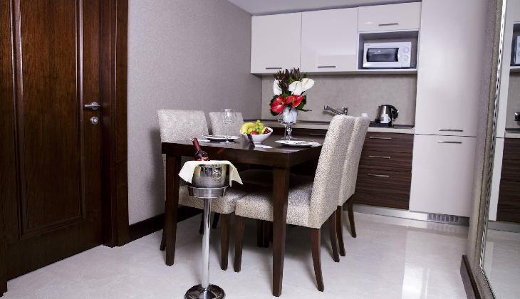 هتل گرند آراس سوئیت