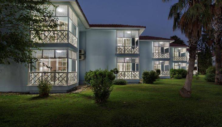 Euphoria Palm Beach Resort