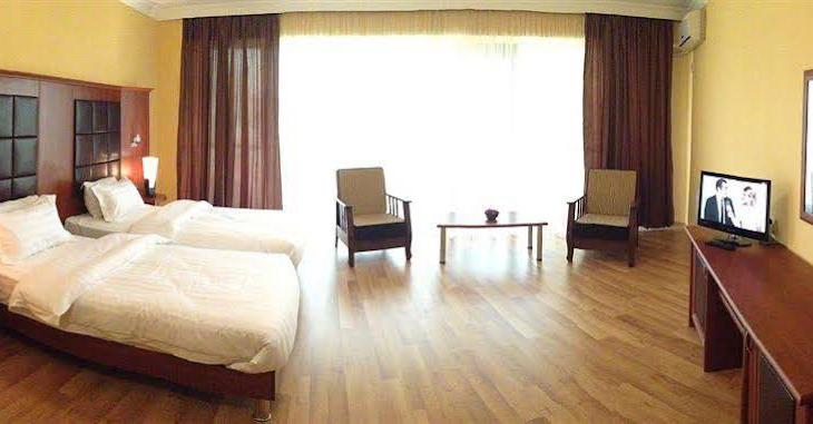 هتل گلدن پالاس