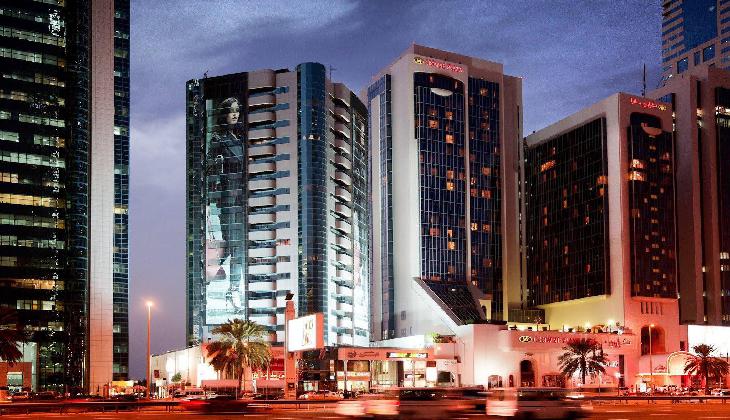 هتل کرون پلازا شیخ زاید