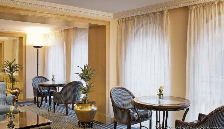 هتل گرند اکسلسیور دیره دبی