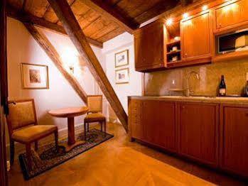 Hostel Santini Prague