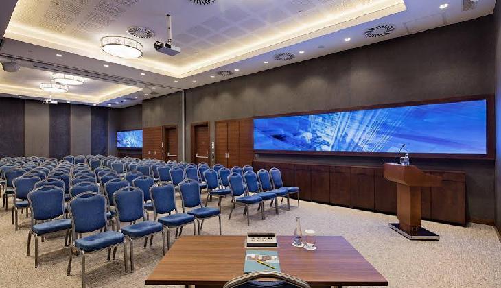 Hilton Garden Inn Izmir Bayrakli