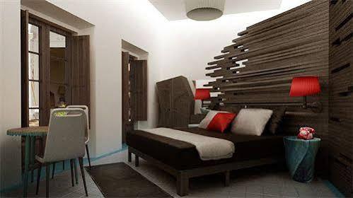 Del Carmen Concept Hotel