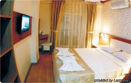 فلاور پالاس هتل