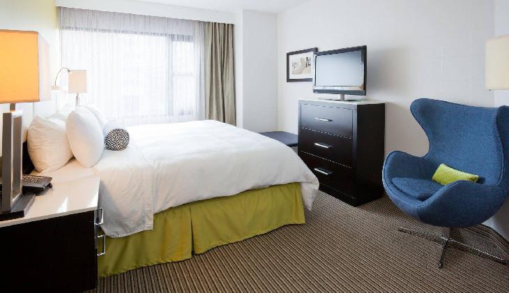 The Hollis Halifax a DoubleTree Suites by Hilton Hotel