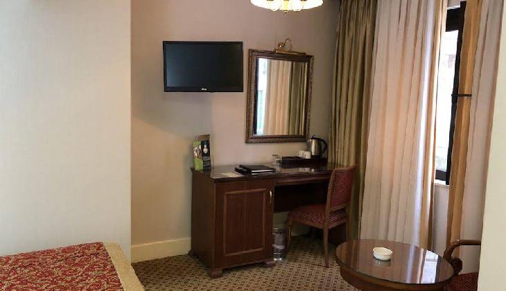 هتل مترو پارک تکسیم