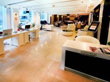 هتل سان اند سندز داون تاون