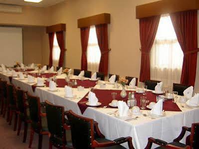 Hotel Morales Historical & Colonial Downtown core