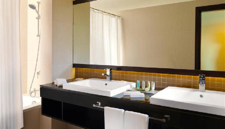 هتل تاورز روتانا