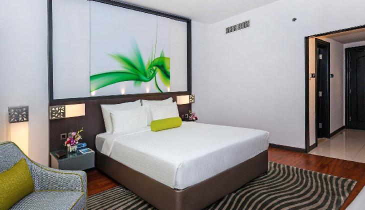 هتل فلورا گرند دیره