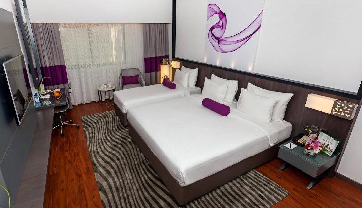 هتل فلورا گرند دیره