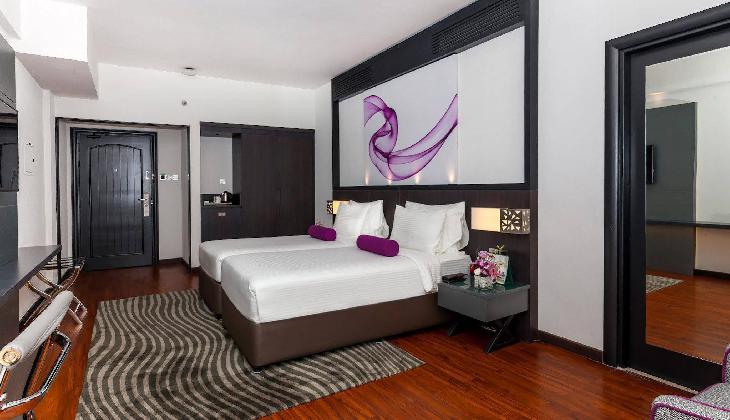 هتل فلورا گرند دیره