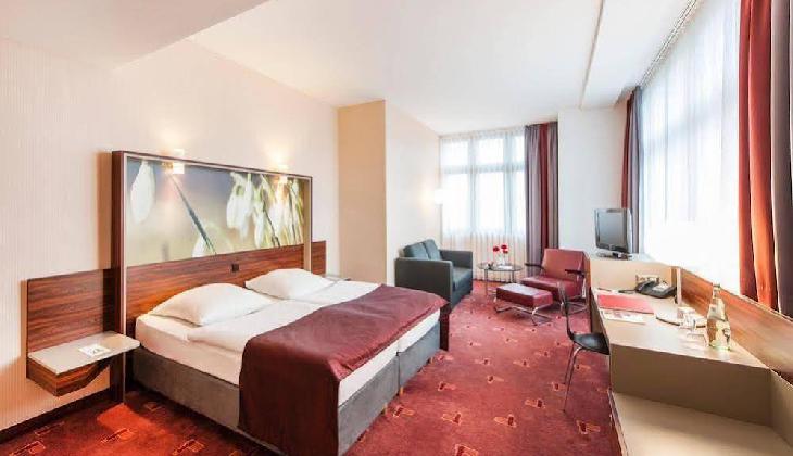 AZIMUT Hotel Cologne