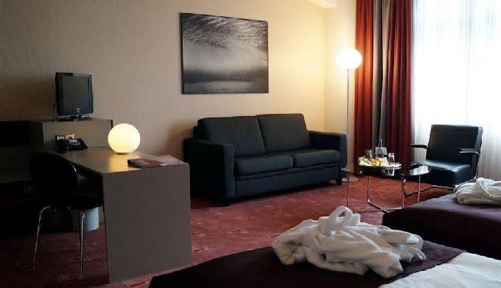 AZIMUT Hotel Cologne