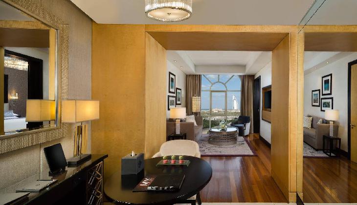 هتل کمپینسکی مرکز خرید امارات