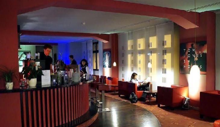 AZIMUT Hotel Cologne