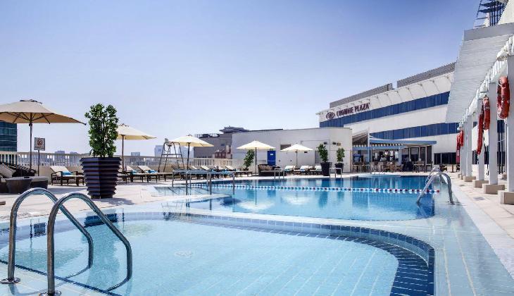 هتل کرون پلازا دیره