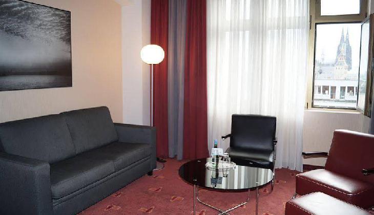 AZIMUT Hotel Cologne
