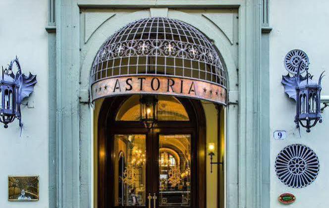 B4 ASTORIA