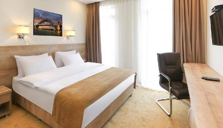 Bridge Boutique Hotel