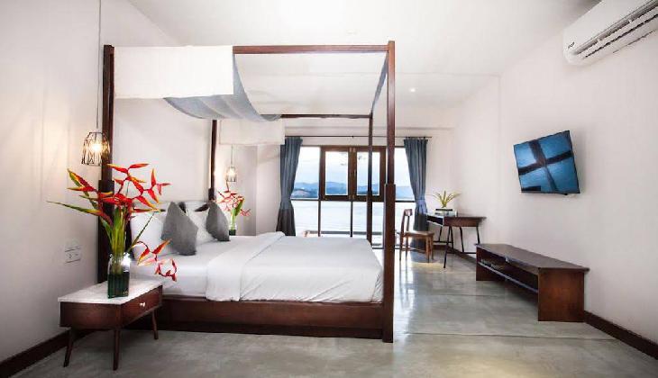 Tamarina Bed and Beyond