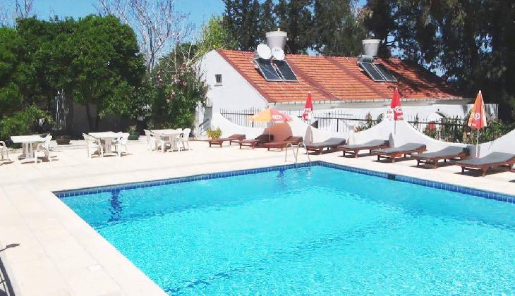 Rose Gardens Holiday Village