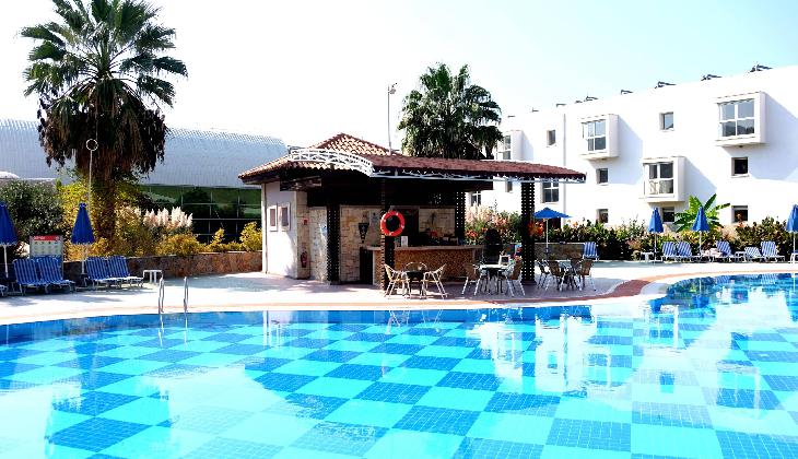 هتل آکوا فانتزی