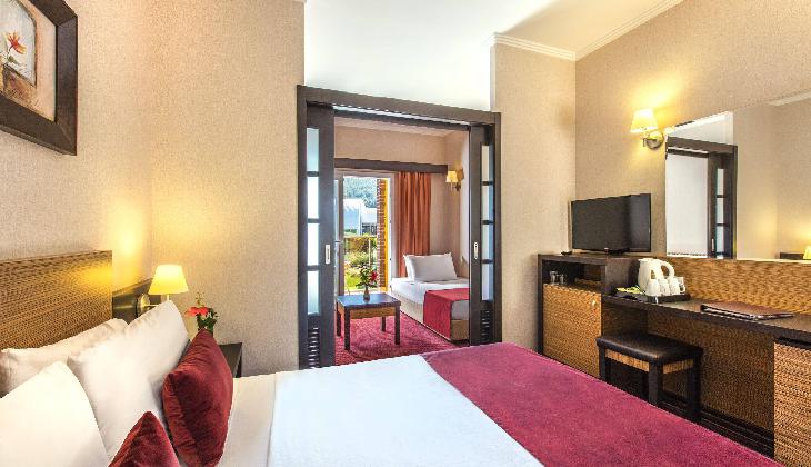 هتل آکوا فانتزی