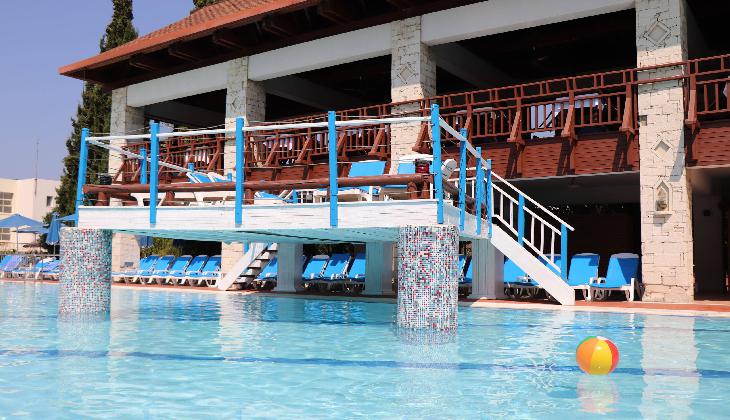 هتل آکوا فانتزی